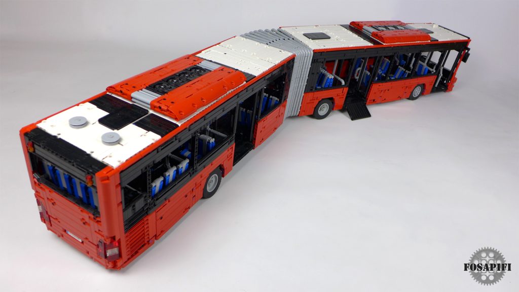 man-lions-city- articulated-low-floor-bus-02